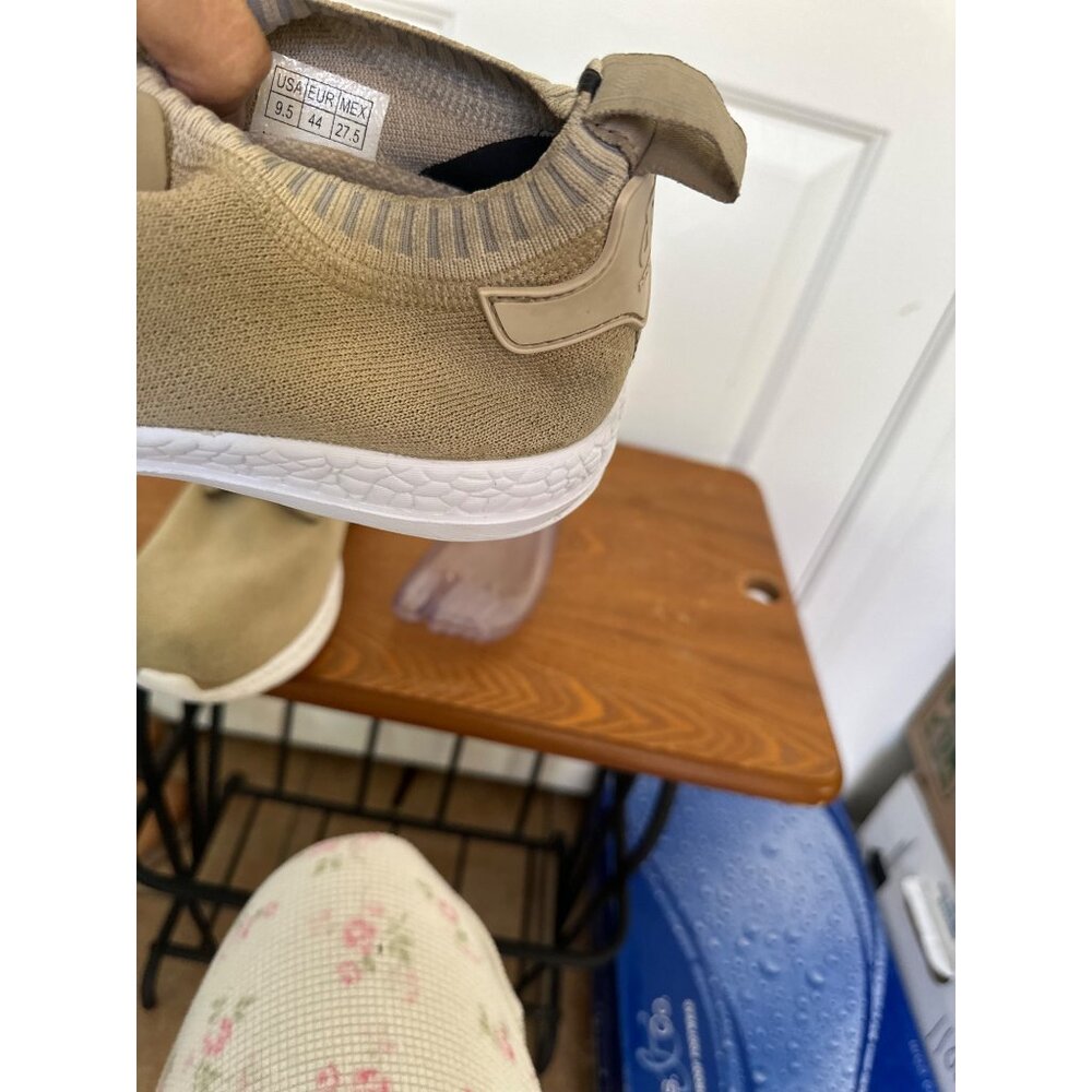 Destrong1 Beige Knit Sneakers Mens Lightweight Casual Athletic Shoes Size 9.5 - Picture 4 of 6